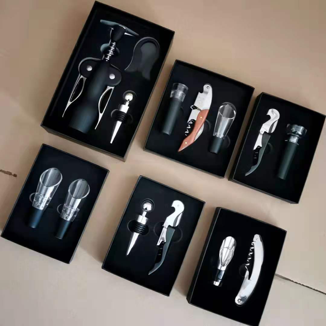 Commercial Kitchen And Bar - geschenkpakket rode wijn bierflesopener set kurk