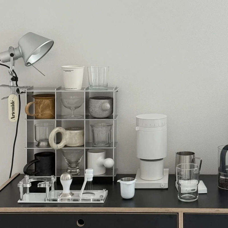 Minimalistische aluminiumleger - Commercial Kitchen Organiser recensie en prijs